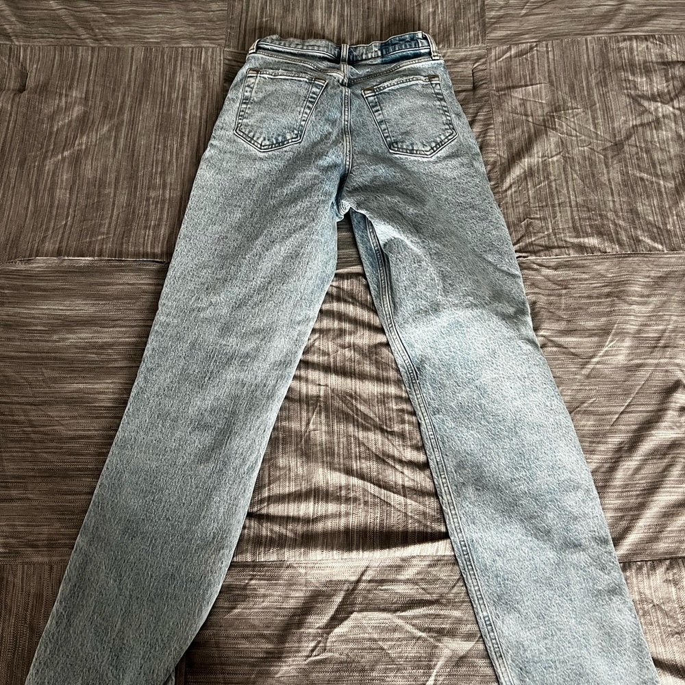 Abercrombie & Fitch Light Gray Women's Straight Leg Jeans